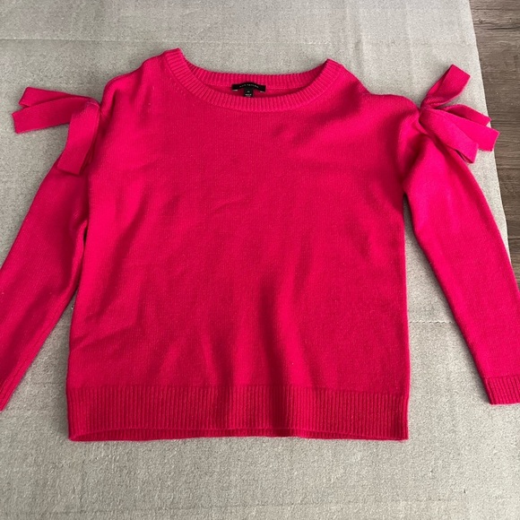 [XS]Ann Taylor Vibrant Pink Wool Nylon blend Sweater Shoulder Bows Pullover - Picture 2 of 7